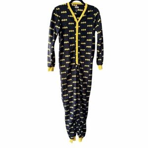 DC Comics Batman branded fleece onesie pajama suit with batman logo size small